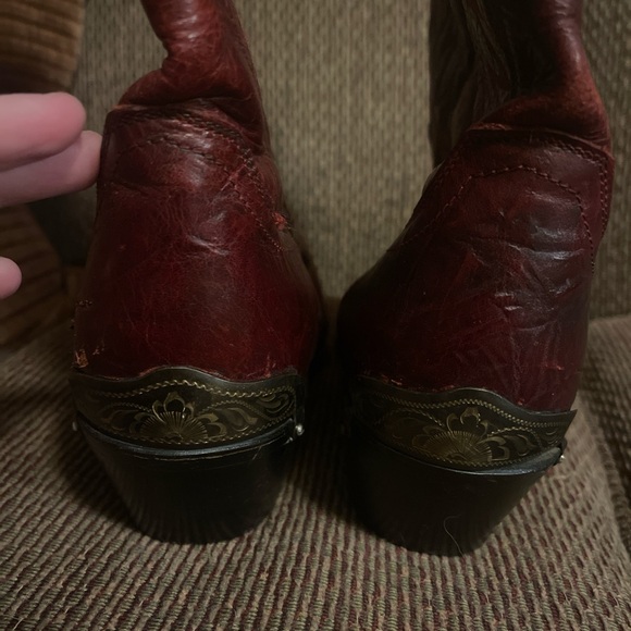 Reclaimed Vintage Red cowboy Boots - Picture 3 of 4